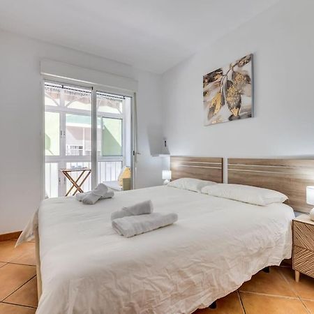 Encantador Apartamento Cerca Del Mar Малага Экстерьер фото