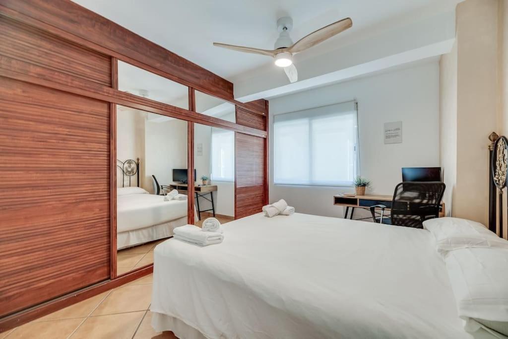 Encantador Apartamento Cerca Del Mar Малага Экстерьер фото
