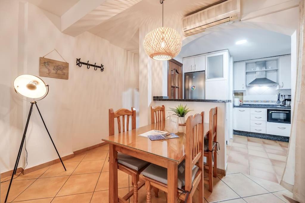 Encantador Apartamento Cerca Del Mar Малага Экстерьер фото