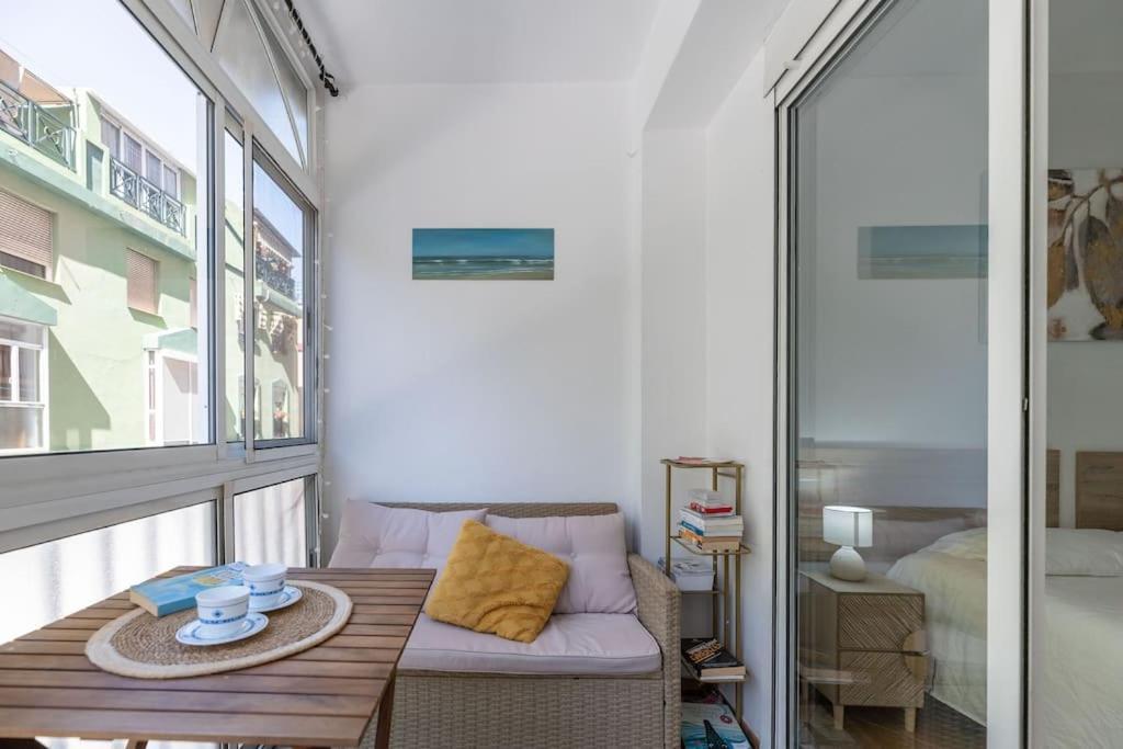 Encantador Apartamento Cerca Del Mar Малага Экстерьер фото