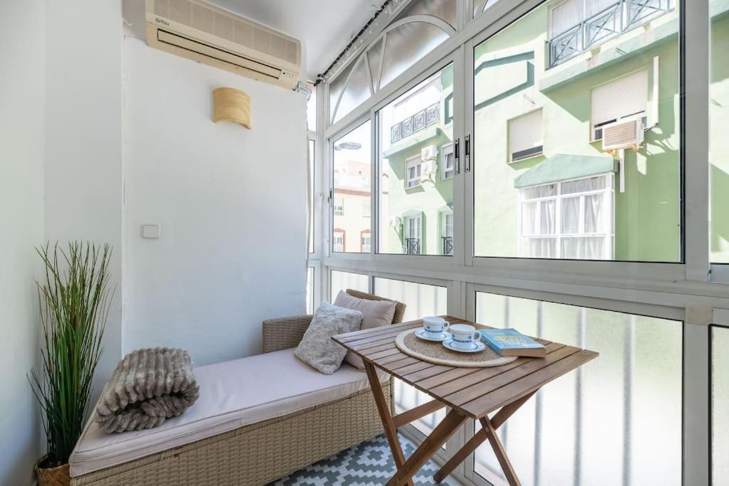 Encantador Apartamento Cerca Del Mar Малага Экстерьер фото